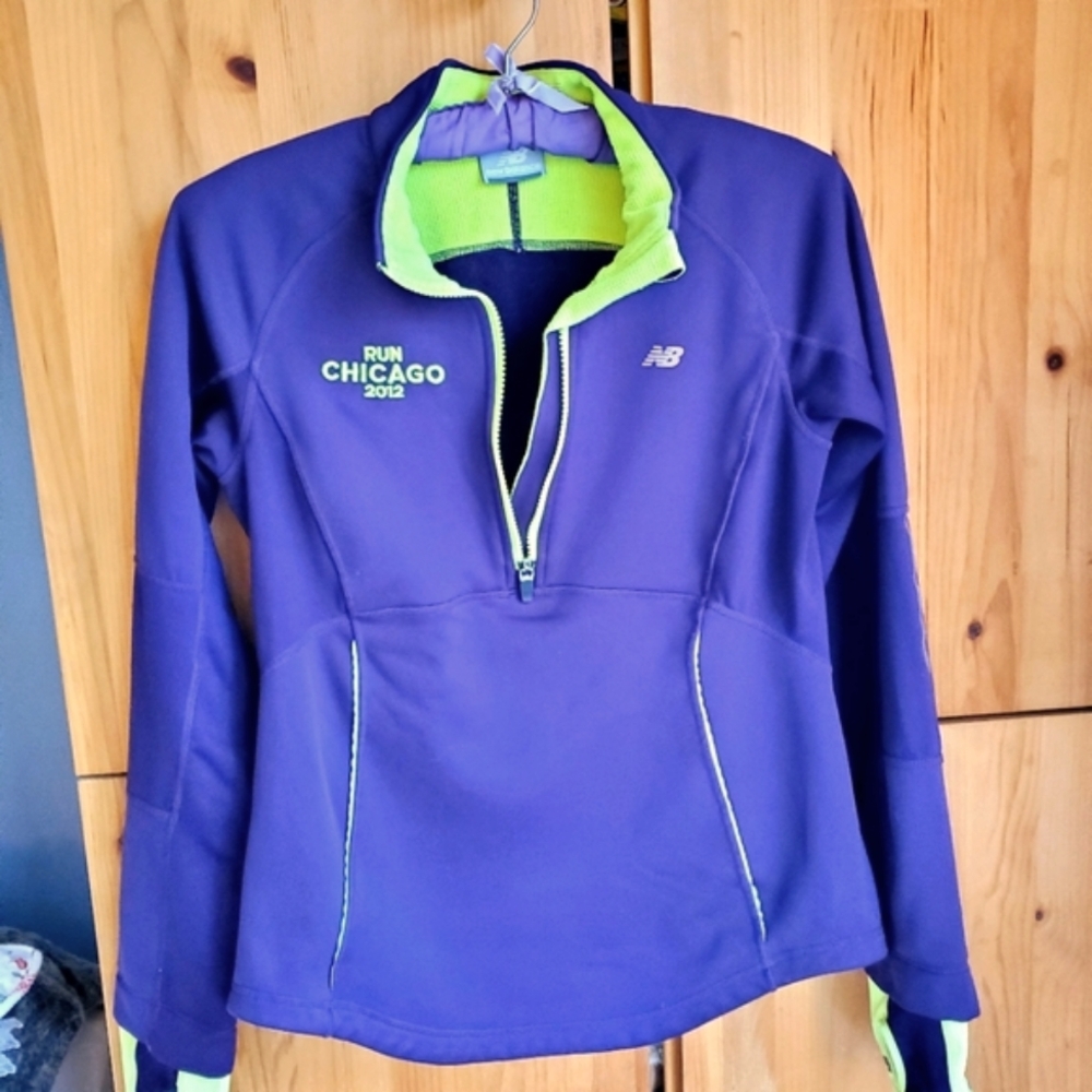 New Balance Women's Thermal Running Top 0n Purple size small.